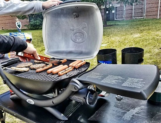 Обзор газового гриля WEBER Q 2200 BLACK LINE